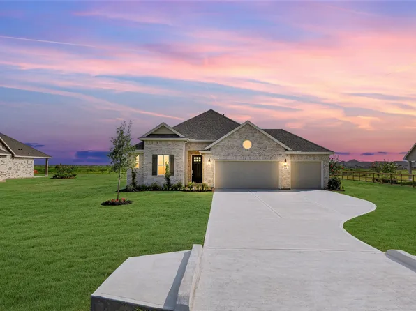 215 Dunovant Dr, Sealy, TX 77474