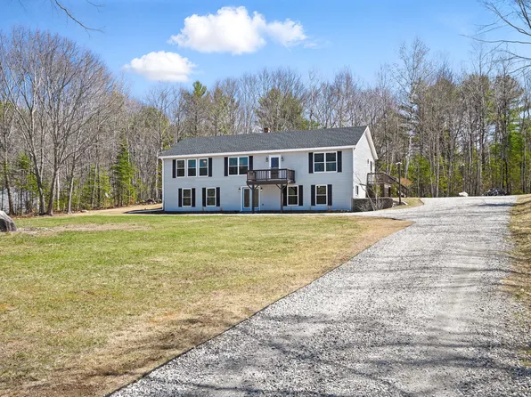 39 Hilltop Drive, Wiscasset, ME 04578