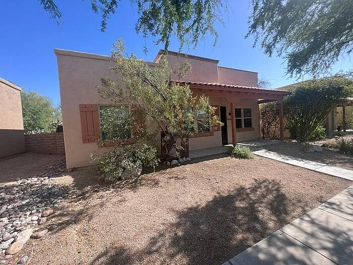 10476 E George Tolman Ln — Photo 1