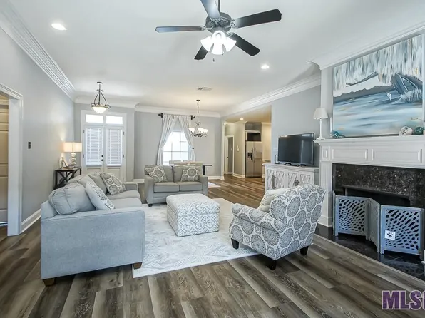 14504 Town Dr, Baton Rouge, LA 70810