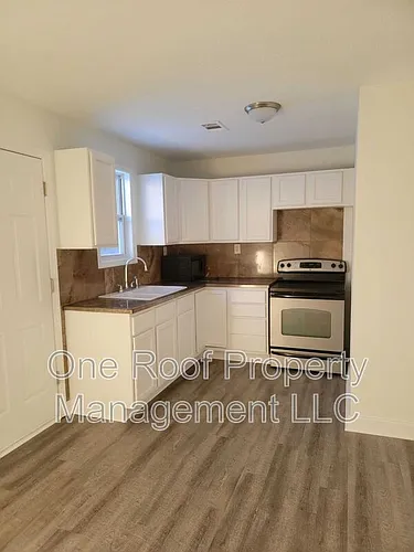 2633 S 49th St Photo 1