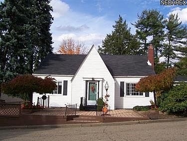 1st image of 749 Mayberry Ln