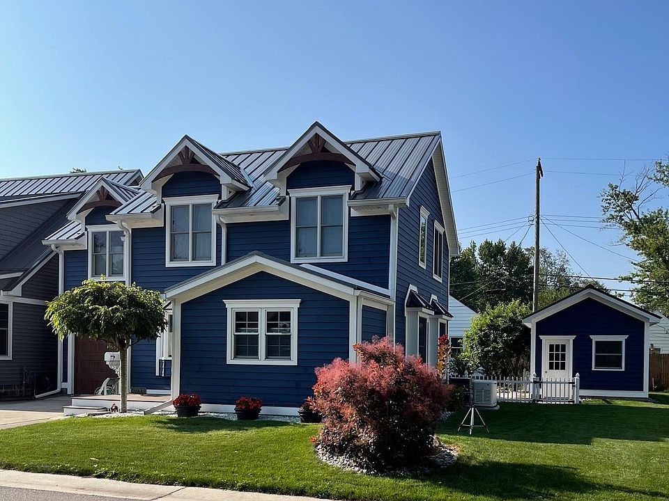 1st image of 3045 Elmwood Dr