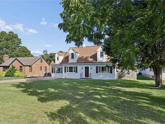 3rd image of 106 Ivy Home Rd