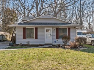 9899 Aldridge Dr, Columbia Station, OH 44028