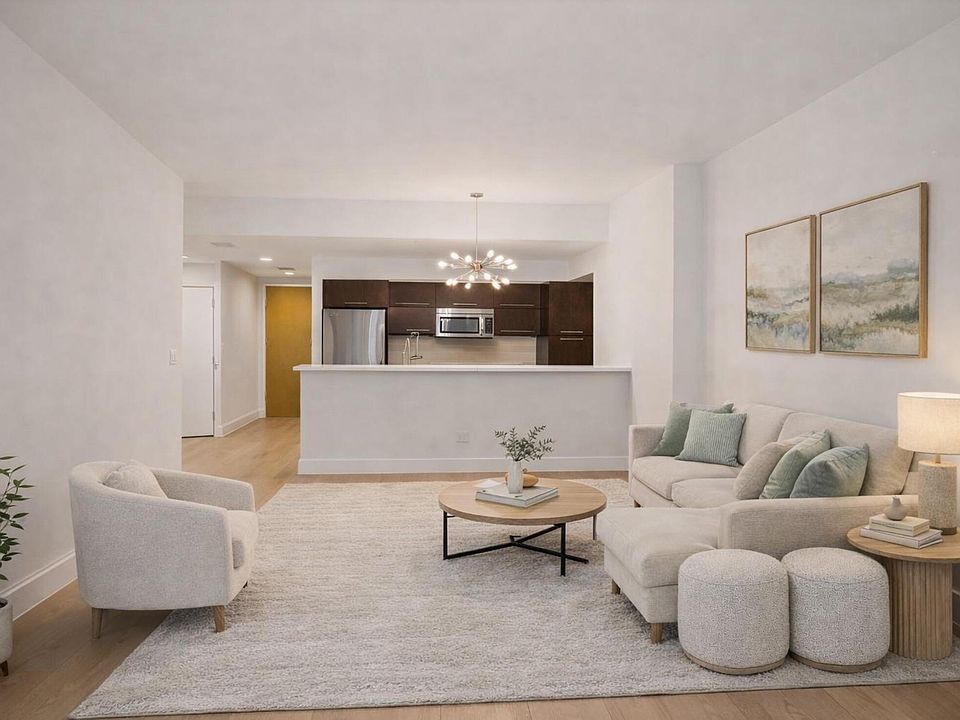 1st image of 603 Davis St APT 907
