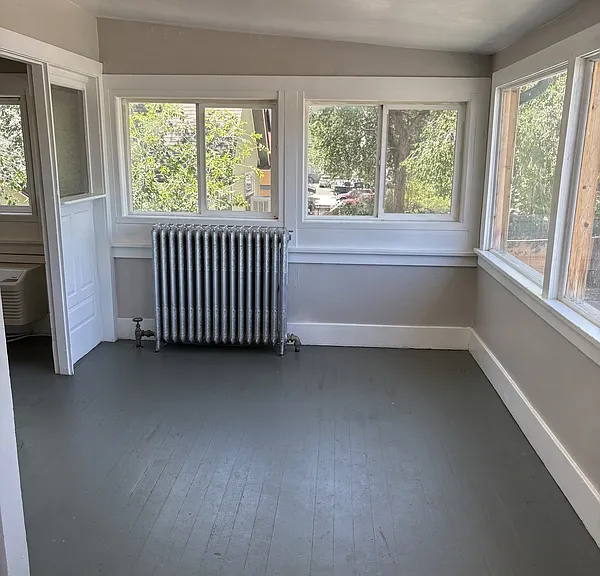 1060 Grand Ave #7 — Photo 3