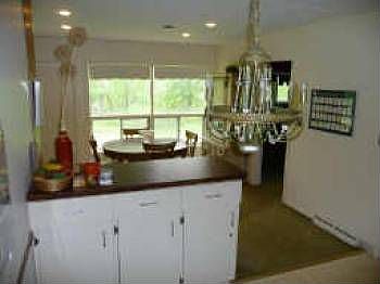 2nd image of 24 Hemingway Dr