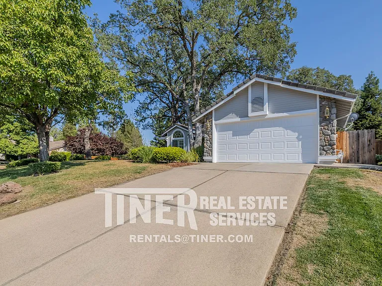 180 Briggs Ranch Dr — Photo 31