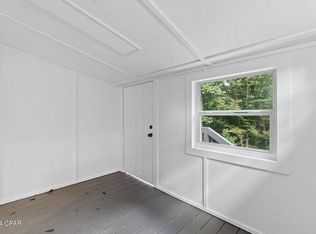 3426 Spoolmill Rd, Vernon, FL 32462