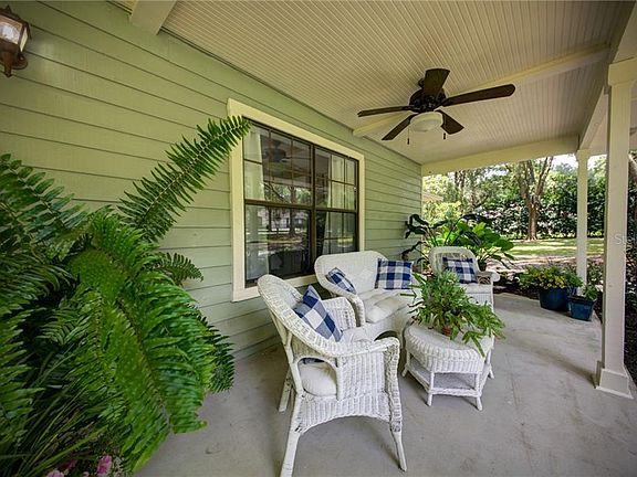 3rd image of 6301 Oakview Ln