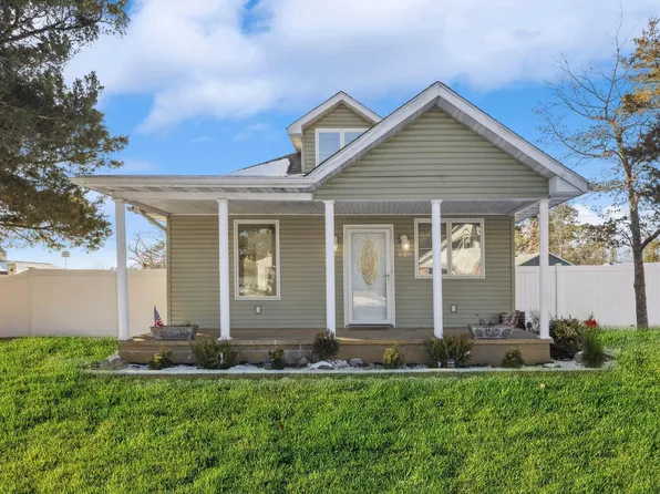 629 Porchtown Rd, Franklinville, NJ 08322