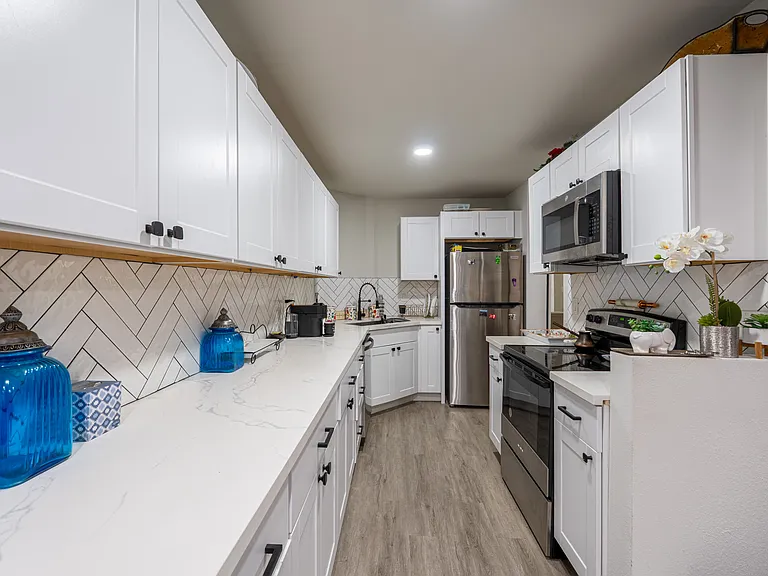 1124 N La Cienega Blvd #108 — Photo 1