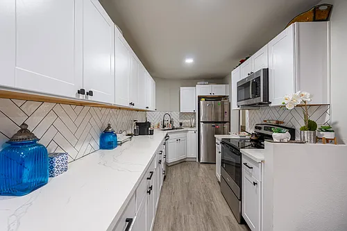 1124 N La Cienega Blvd #108 Photo 1
