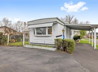 394 Craig St #K, Parksville, BC V9P1L4