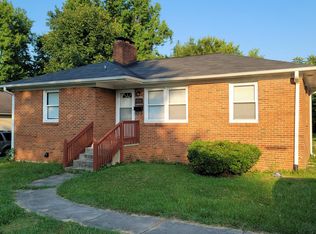 924 Llano Pl, Greensboro, NC 27401