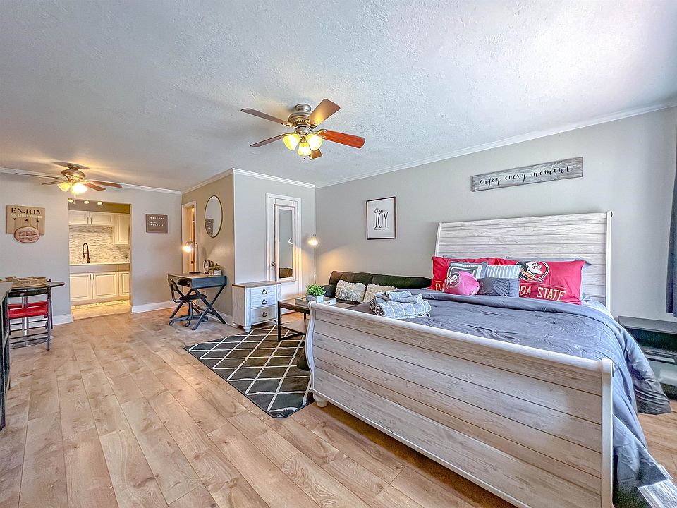 1st image of 405 Dunwoody St APT 20