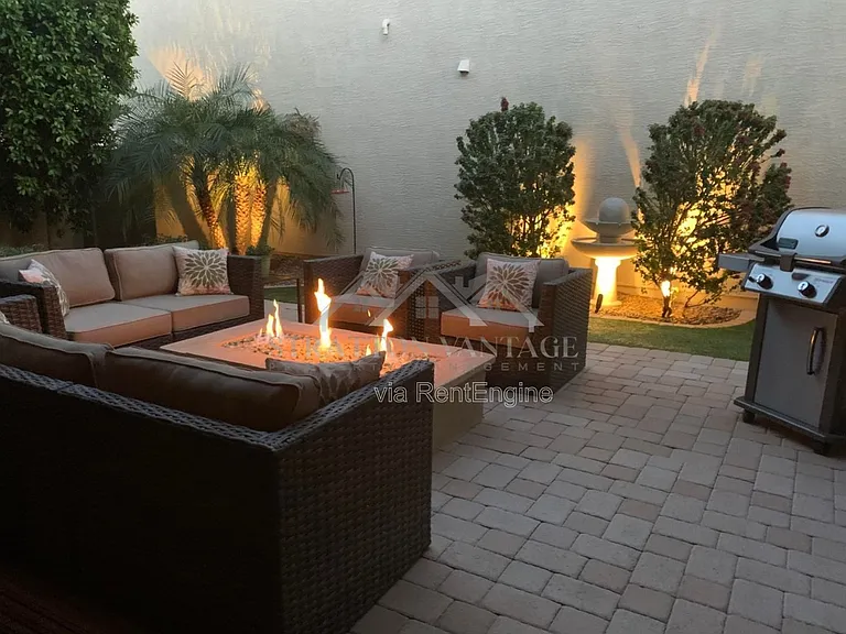 4467 E Remington Dr — Photo 32