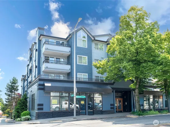 9222 Roosevelt Way NE #302, Seattle, WA 98115