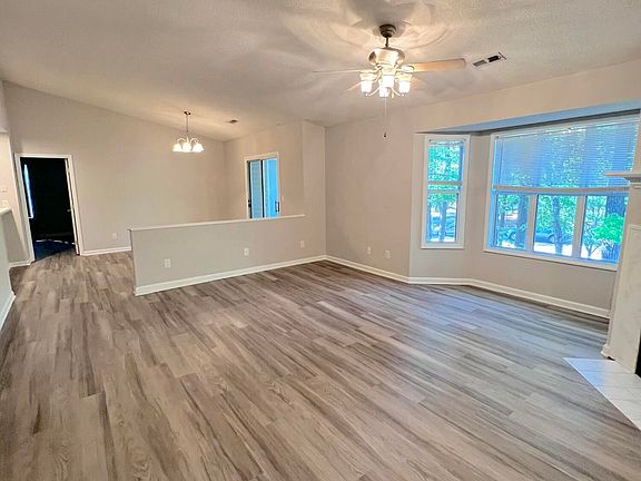 4th image of 3300 Mulberry Lane #H