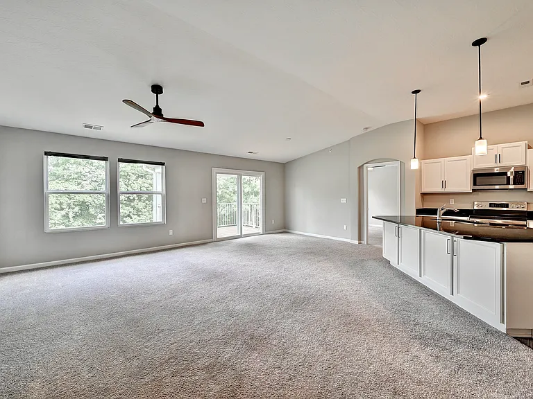 2307 Piazza Rdg — Photo 3