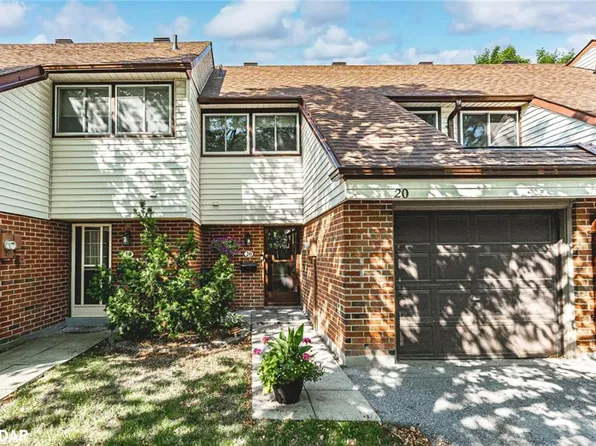 28 Donald St #20, Barrie, ON L4N 4S6