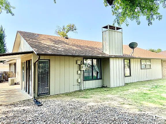 4th image of 2056 Buggy Whip Ln