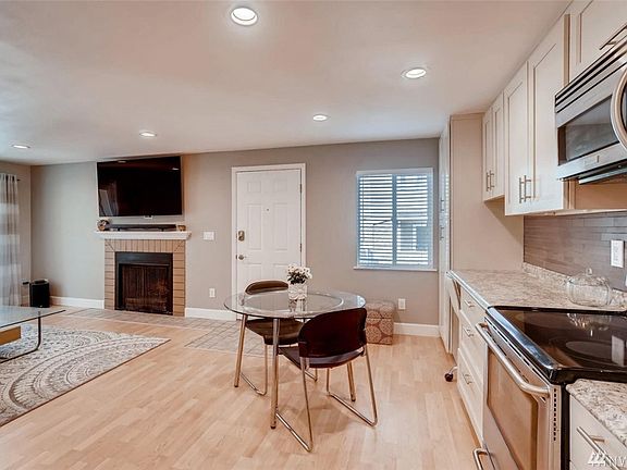 5th image of 21305 52nd Ave W APT A103