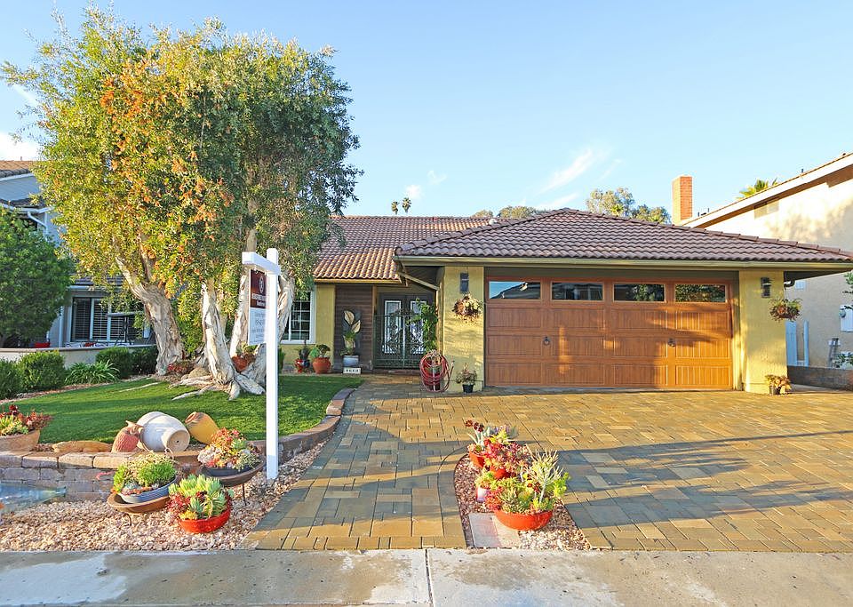 1st image of 9660 Graceland Way