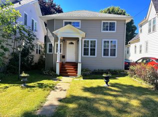 444 N County St, Waukegan, IL 60085
