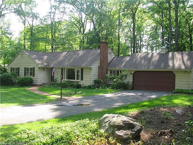 1st image of 45 Highwood Dr