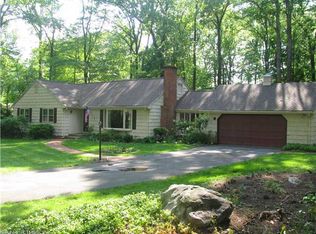 45 Highwood Dr, Avon, CT 06001