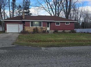 441 Sunset Blvd, Alpena, MI 49707