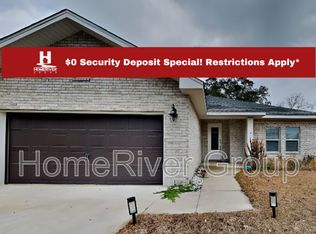 418 Little John Rd, Mary Esther, FL 32569