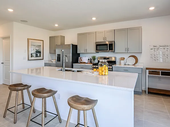 7673 Gemstone St, Groveland, FL 34736