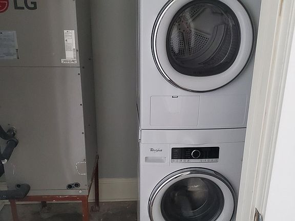 4th image of 803-317 E Capitol St #803