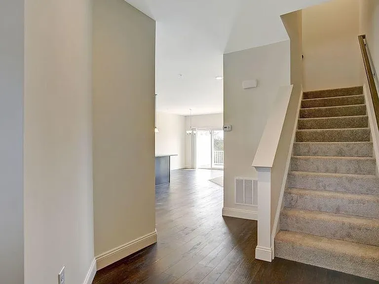 5300 Mendenhall Dr — Photo 10