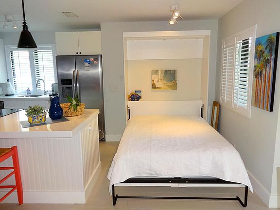 5th image of 3937 Arelia Dr N