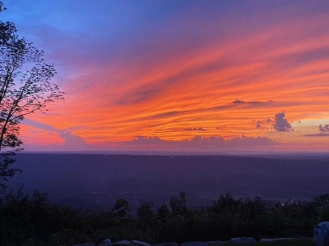 1st image of 4431 Sunset Dr