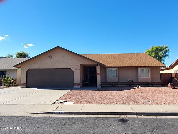 2nd image of 1714 N Doral