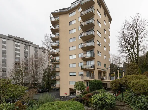 1930 Marine Dr #601, West Vancouver, BC V7V 1J8