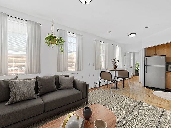 4th image of 673 Meeker Ave APT 2A