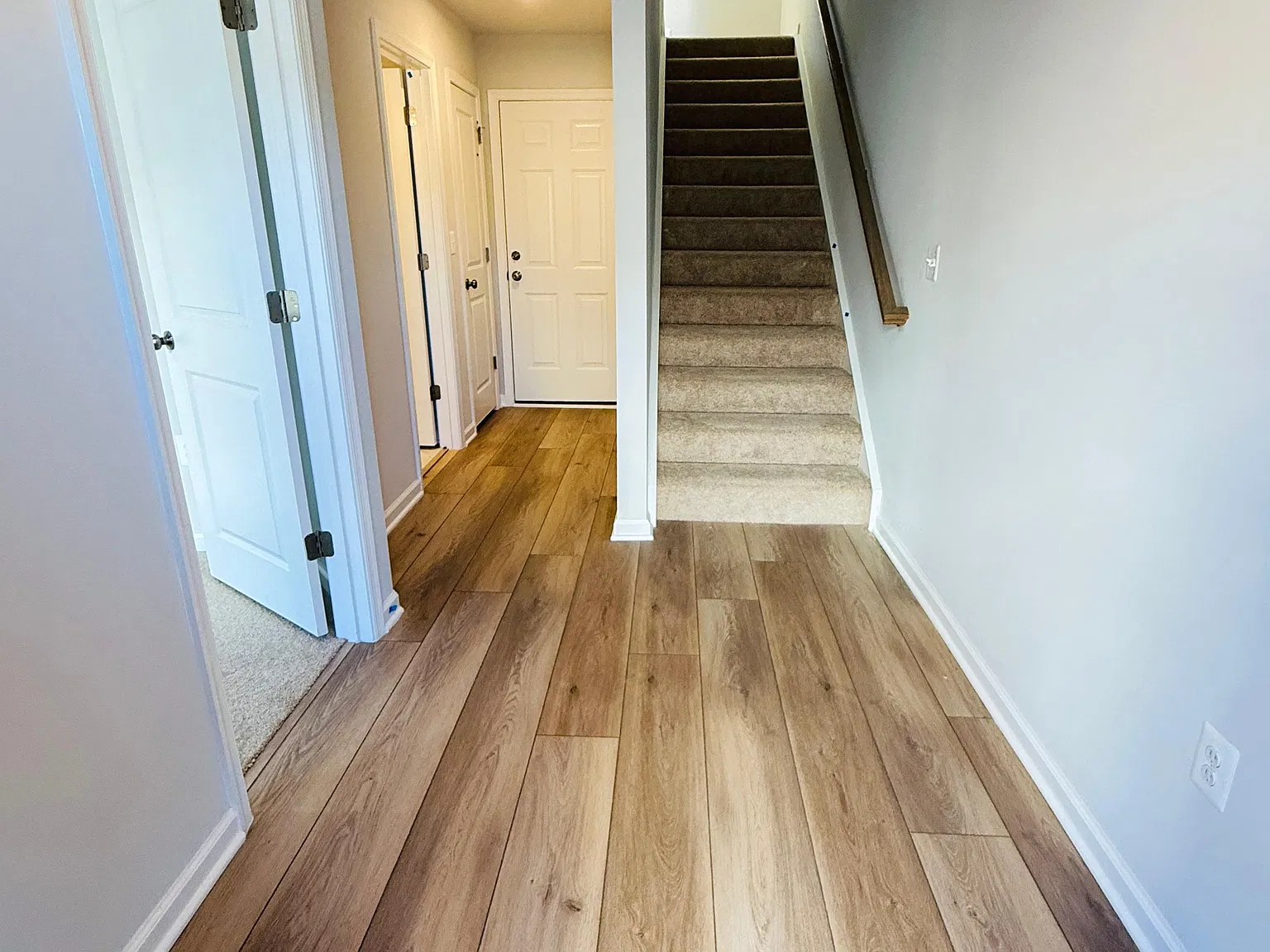 4 bed, 1943 sqft, $2,850 — Photo 4