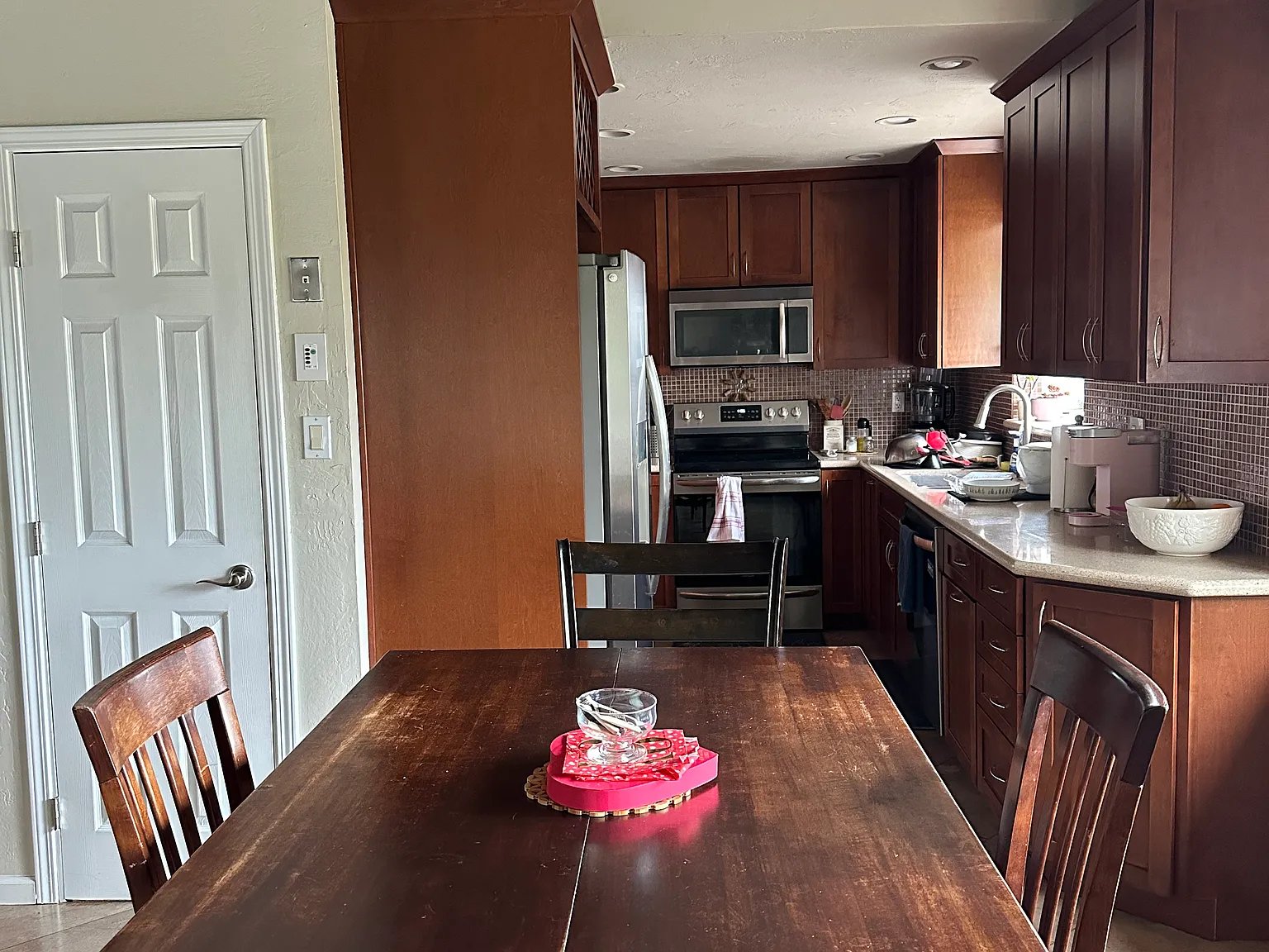 Gramercy Dr, San Leandro — Photo 4