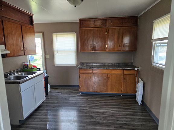 5th image of 4705 12th St NW