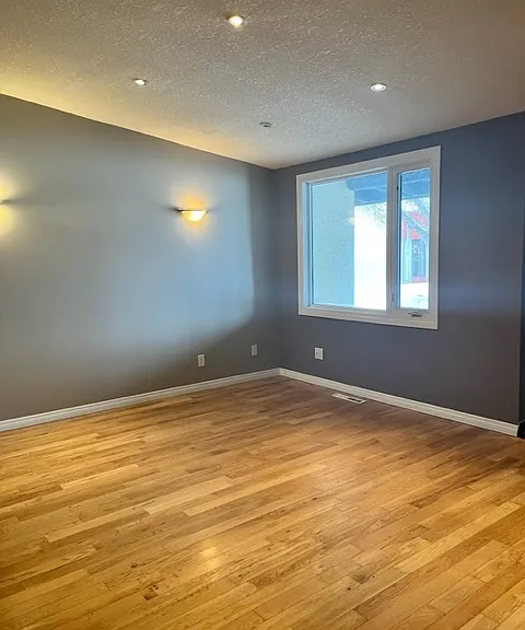 366 Boundary Ave N #1 — Photo 7