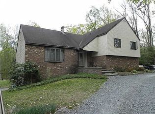 90 M And M Rd, Middletown, NY 10940