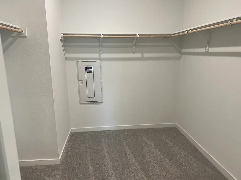 2272 Monument Hl — Photo 18