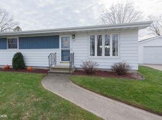 646 Randolph St, Mishicot, WI 54228