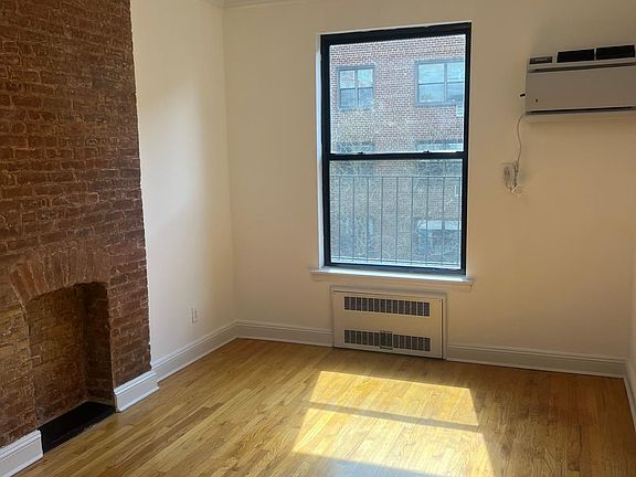 5th image of 171 E 83rd St APT 4f